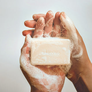Momo shampoo bar