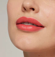 ColorLuxe Hydrating Cream Lipstick