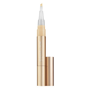 Active light under-eye concealer