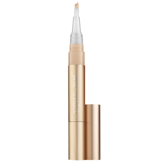 Active light under-eye concealer